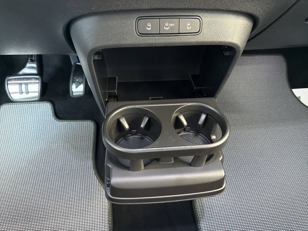 New 2025 Volkswagen ID. Buzz Pro S Plus AWD/4WD image 44