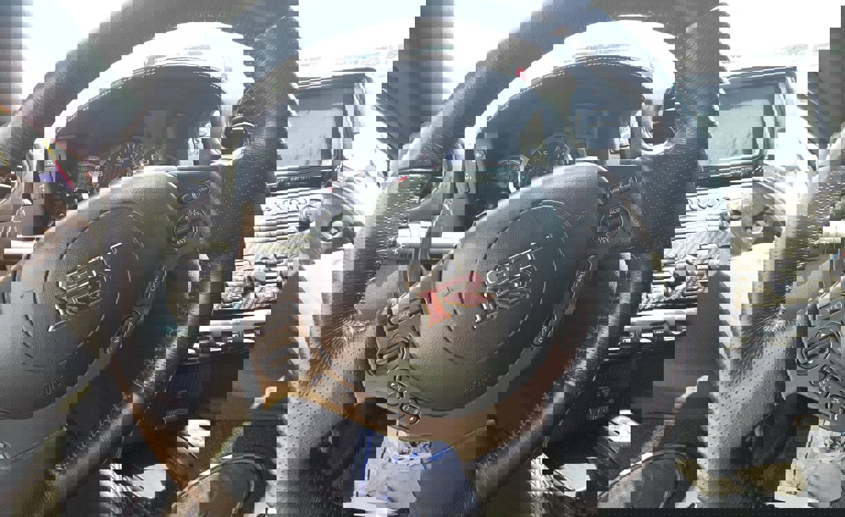 Used 2015 Nissan GT-R Premium image 11