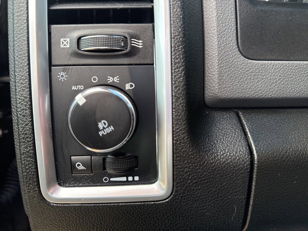 Used 2020 RAM 1500 Classic Warlock w/ Electronics Group image 21