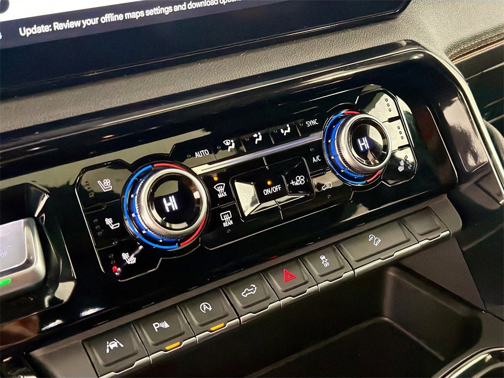 Used 2023 GMC Sierra 1500 AT4 w/ AT4 Premium Package image 15