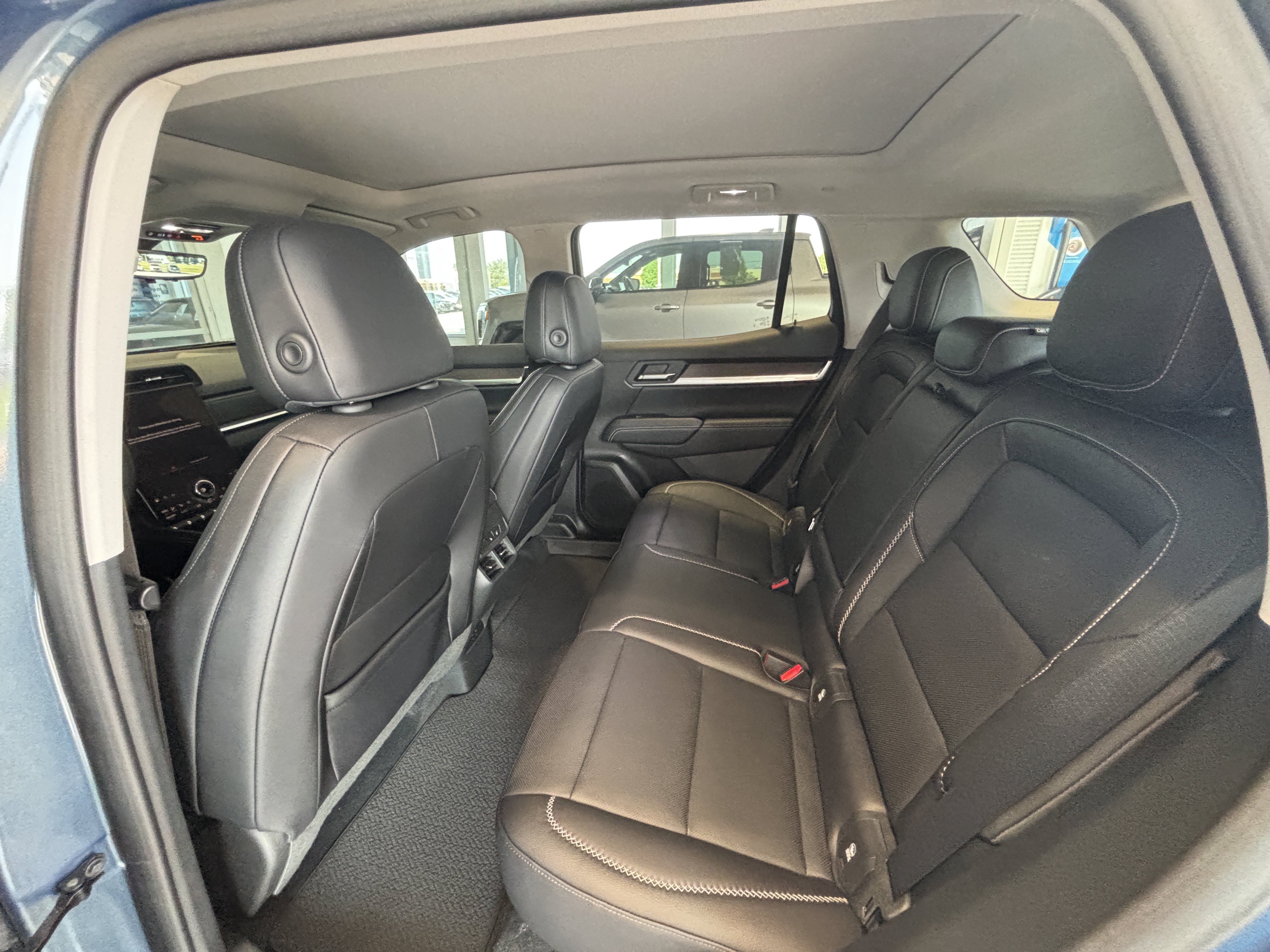 Used 2026 GMC Terrain Denali AWD/4WD image 8