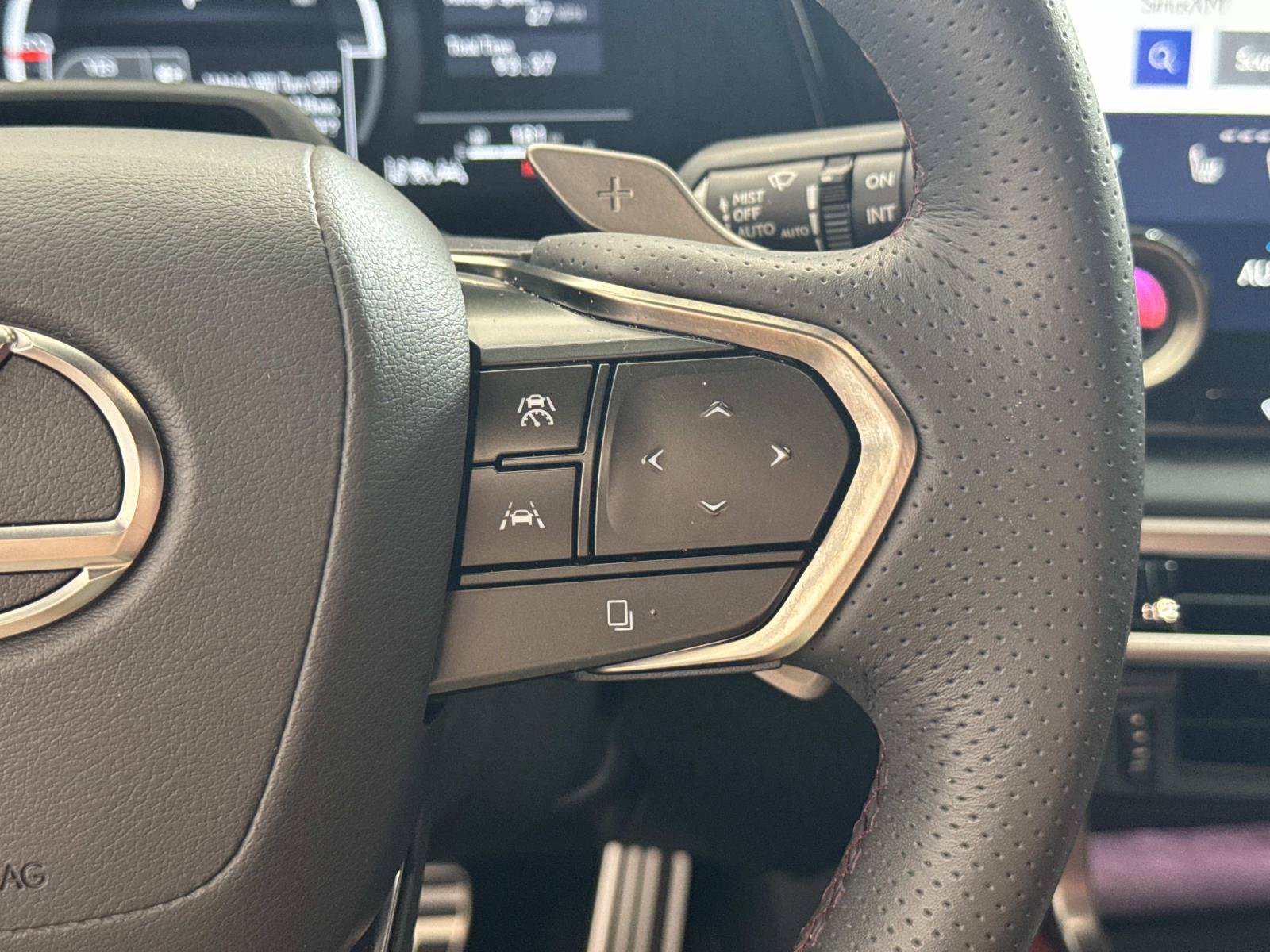 Certified 2025 Lexus RX 500h F Sport w/ Convenience Package AWD/4WD image 36