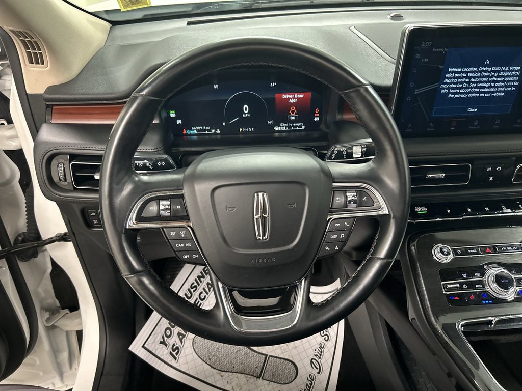 Used 2023 Lincoln Nautilus Reserve AWD/4WD image 4