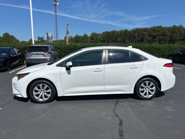 Used 2023 Toyota Corolla LE image 8