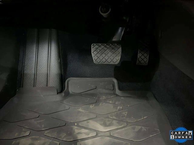 Used 2023 Volkswagen ID.4 S image 32