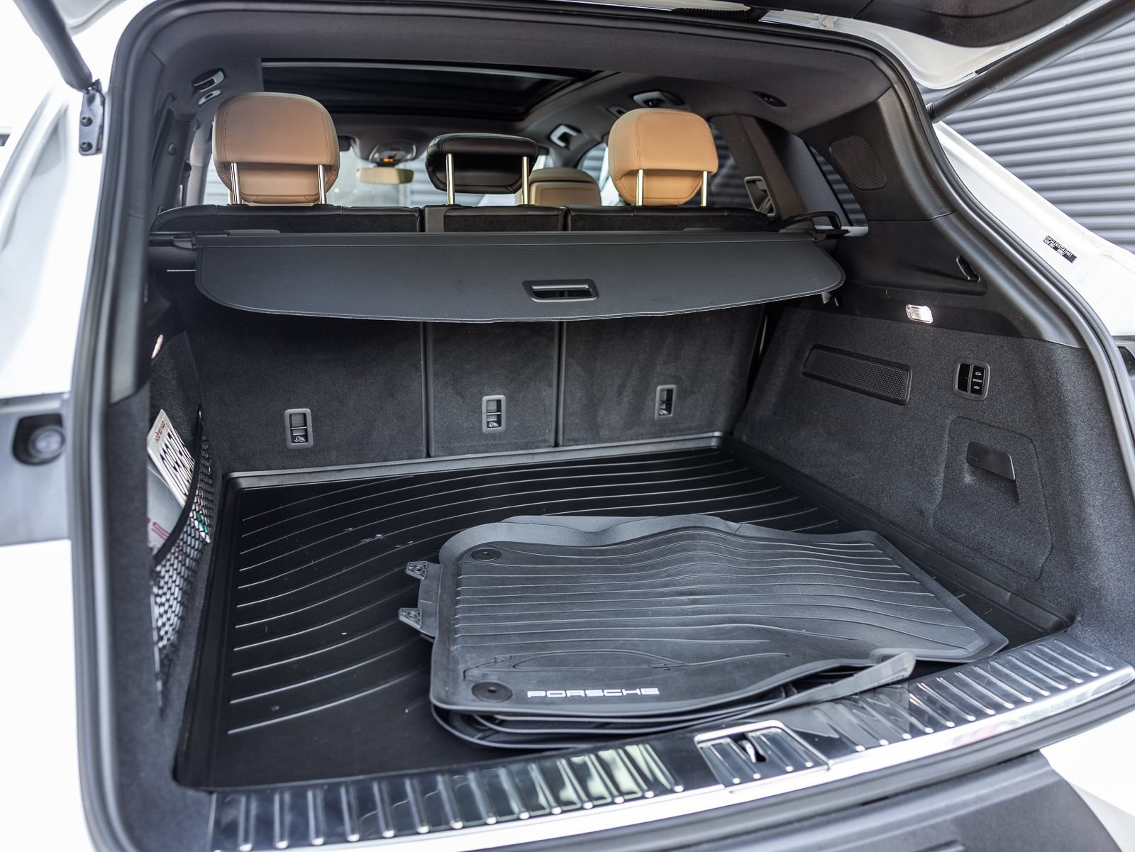 Certified 2026 Porsche Cayenne S AWD/4WD image 15