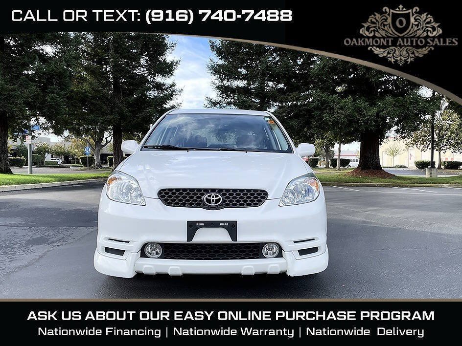 Used 2004 Toyota Matrix XR w/ Extra Value Pkg 1 FWD image 2