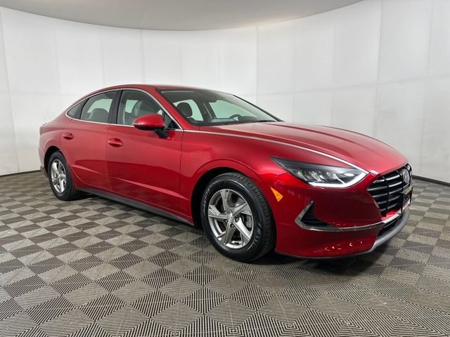 Used 2022 Hyundai Sonata SE image 2