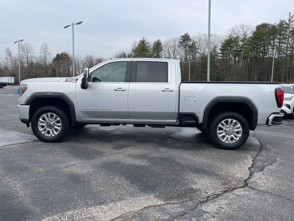 Used 2020 GMC Sierra 2500 Denali w/ Denali Ultimate Package AWD/4WD image 3