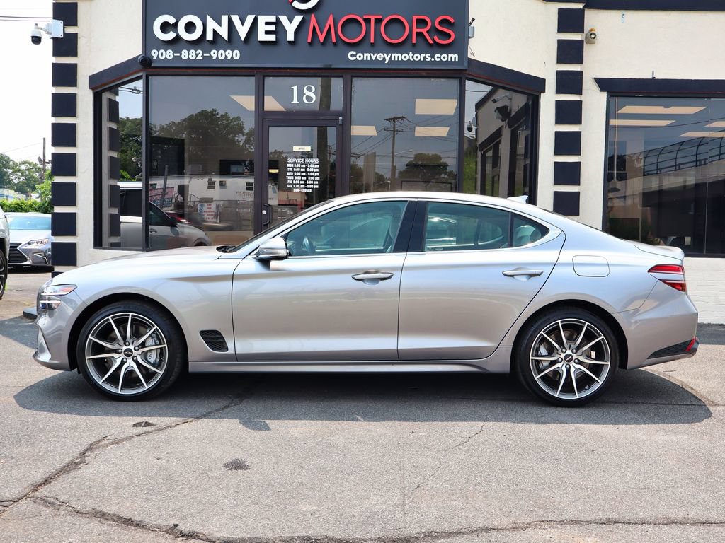 Used 2025 Genesis G70 2.5T AWD/4WD image 5