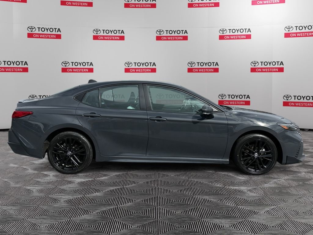 Certified 2025 Toyota Camry SE w/ Convenience Package image 2