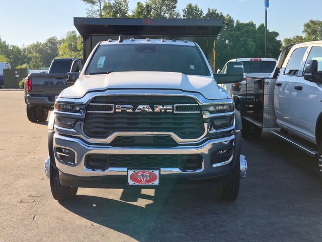 New 2026 RAM 5500 Tradesman w/ Chrome Appearance Group AWD/4WD image 3