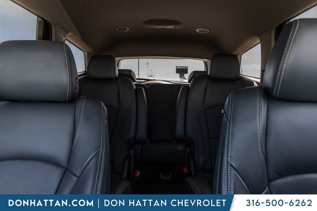 Used 2021 Buick Enclave Essence w/ LPO, Floor Liner Package FWD image 18