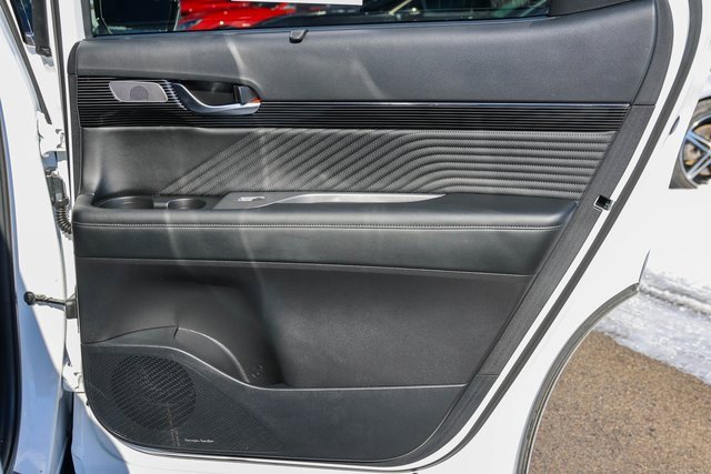 Used 2024 Hyundai Palisade Calligraphy image 20