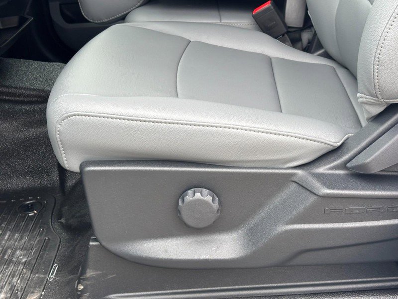 New 2026 Ford F350 XL w/ XL Chrome Package image 20