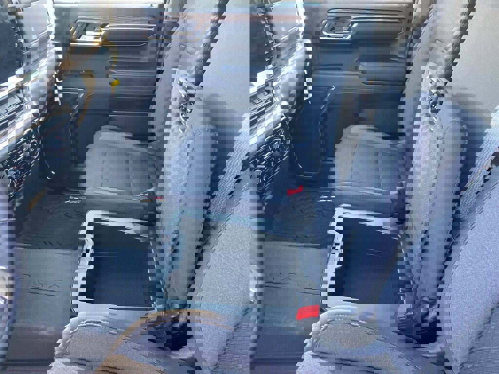 Used 2025 Chevrolet Silverado 1500 LT image 21