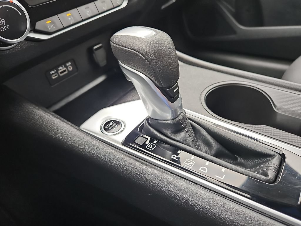 Used 2025 Nissan Altima 2.5 SV FWD image 20