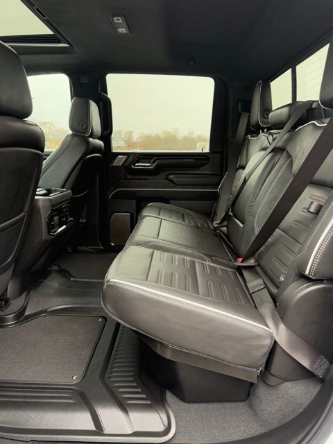 Used 2025 GMC Sierra 2500 AT4X image 23