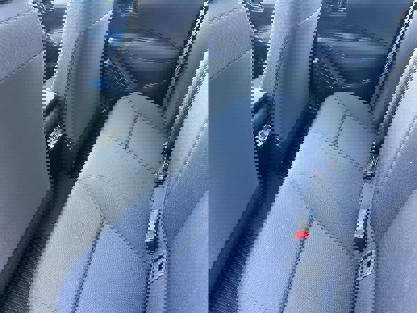 Used 2025 Toyota Corolla LE image 5