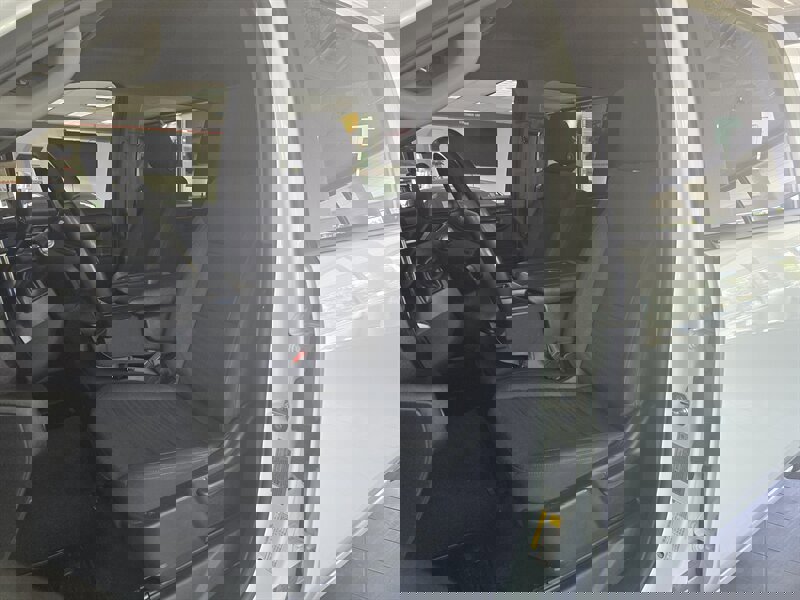 Used 2024 Chevrolet Silverado 2500 LT image 9