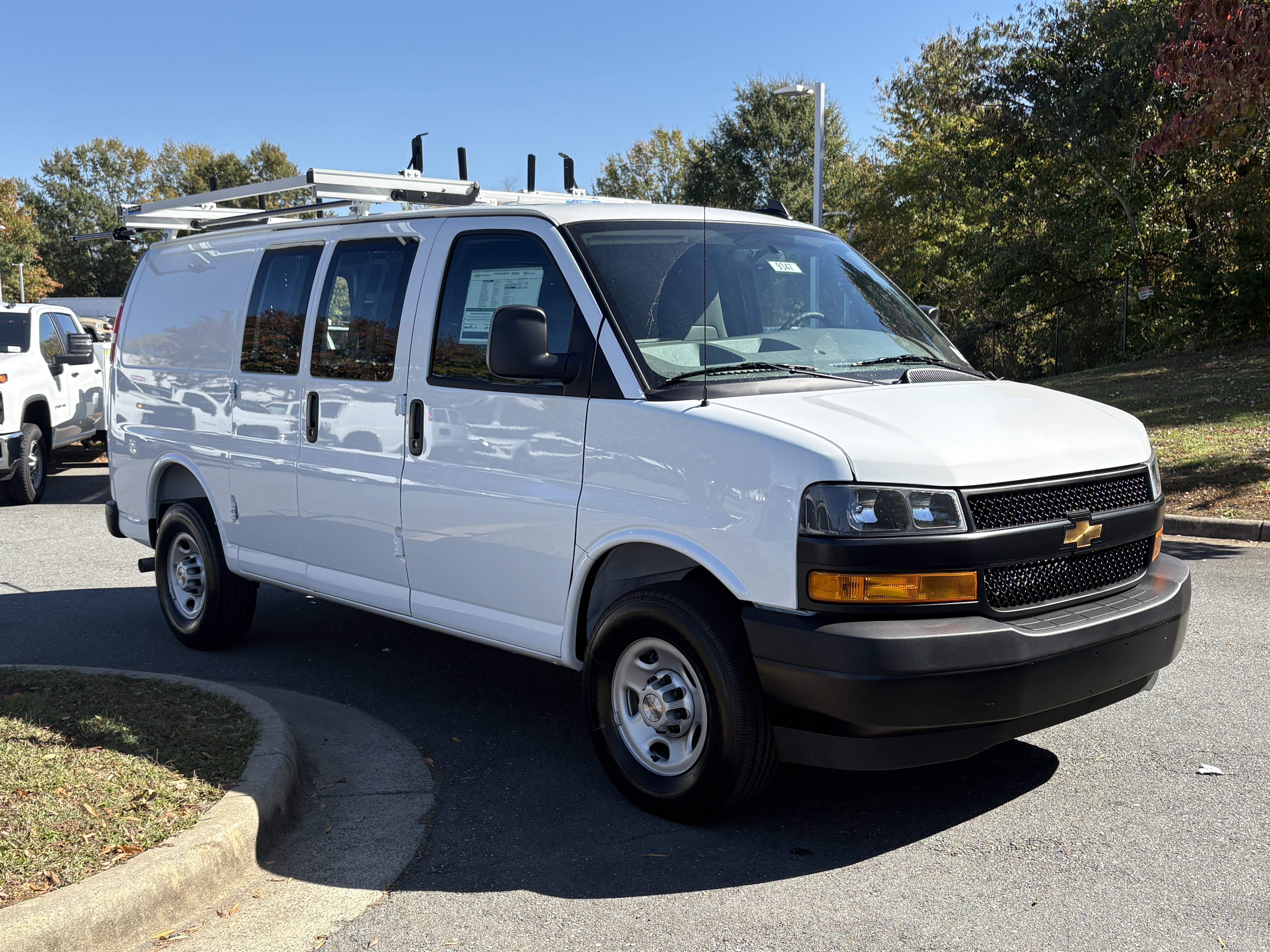 New 2025 Chevrolet Express 2500 WT w/ Driver Convenience Package image 7