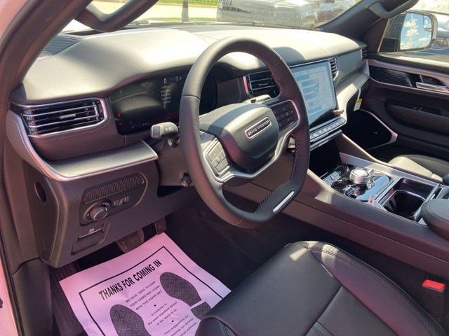 New 2026 Jeep Grand Wagoneer L Limited AWD/4WD image 15