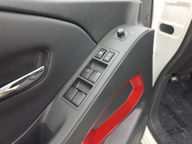 Used 2025 Nissan Frontier PRO-4X AWD/4WD image 27