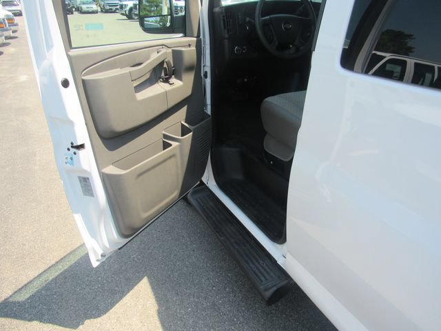 Certified 2023 Chevrolet Express 3500 LT w/ LT Preferred Equipment Group RWD image 31