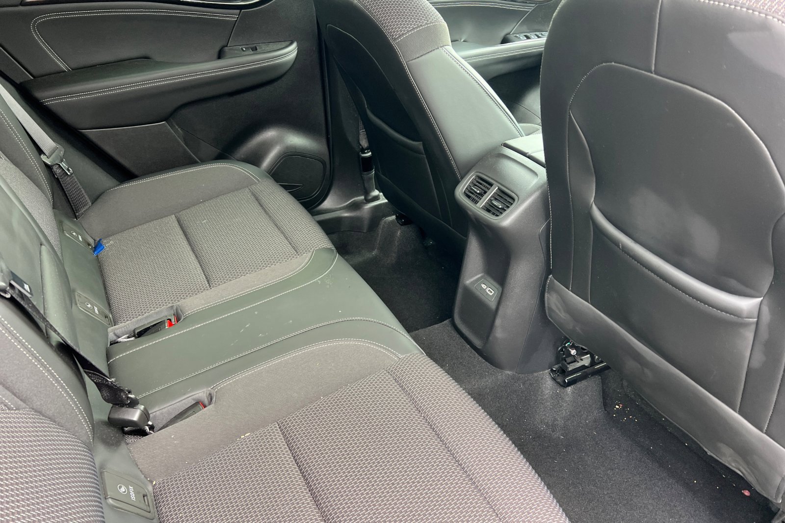 Used 2022 Buick Envision Preferred image 18