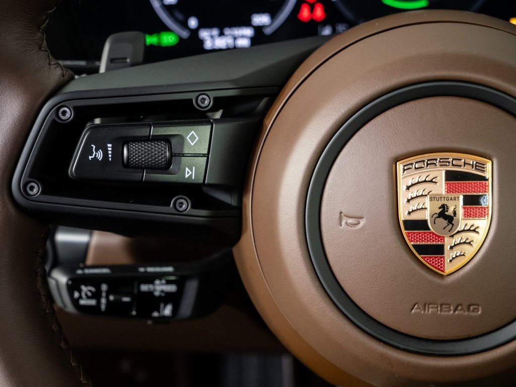 Certified 2026 Porsche 911 Carrera GTS image 10