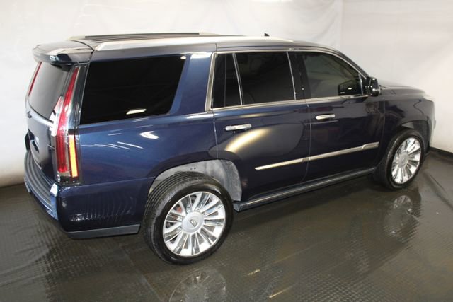Used 2019 Cadillac Escalade Platinum AWD/4WD image 5
