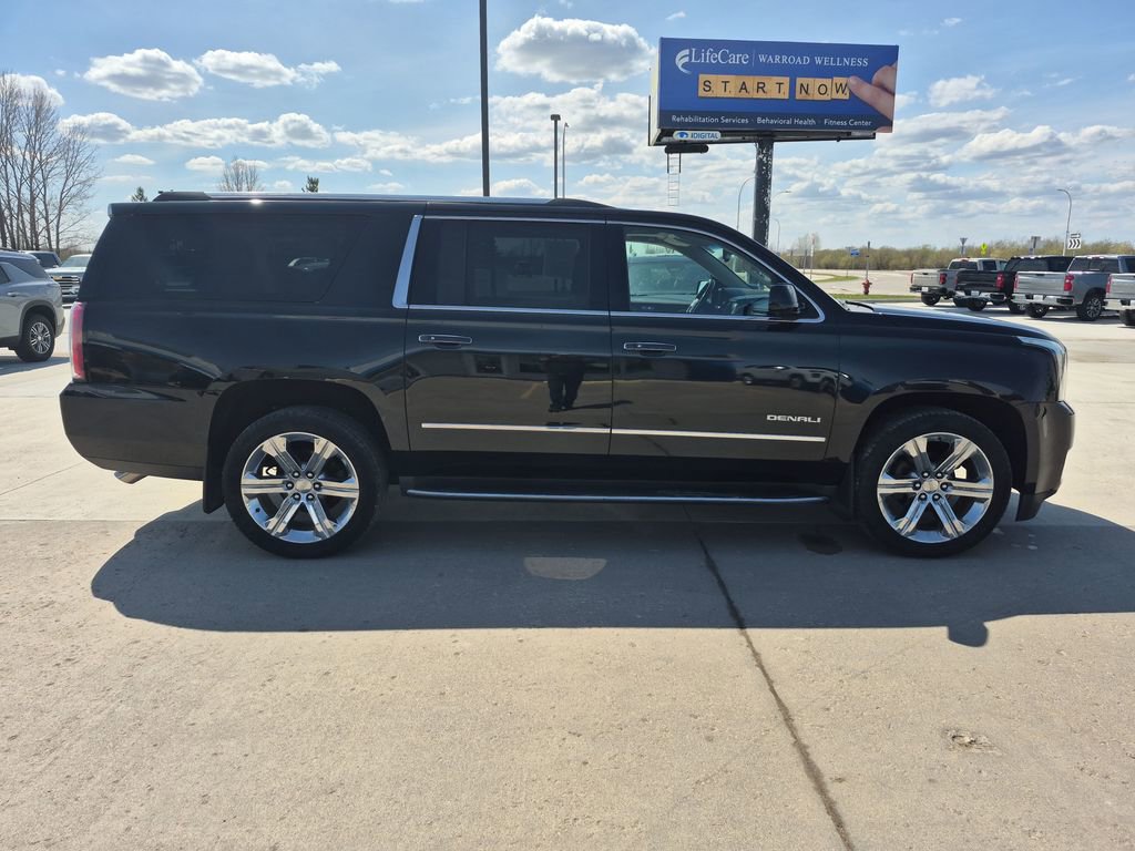 Used 2018 GMC Yukon XL Denali w/ Open Road Package AWD/4WD image 6