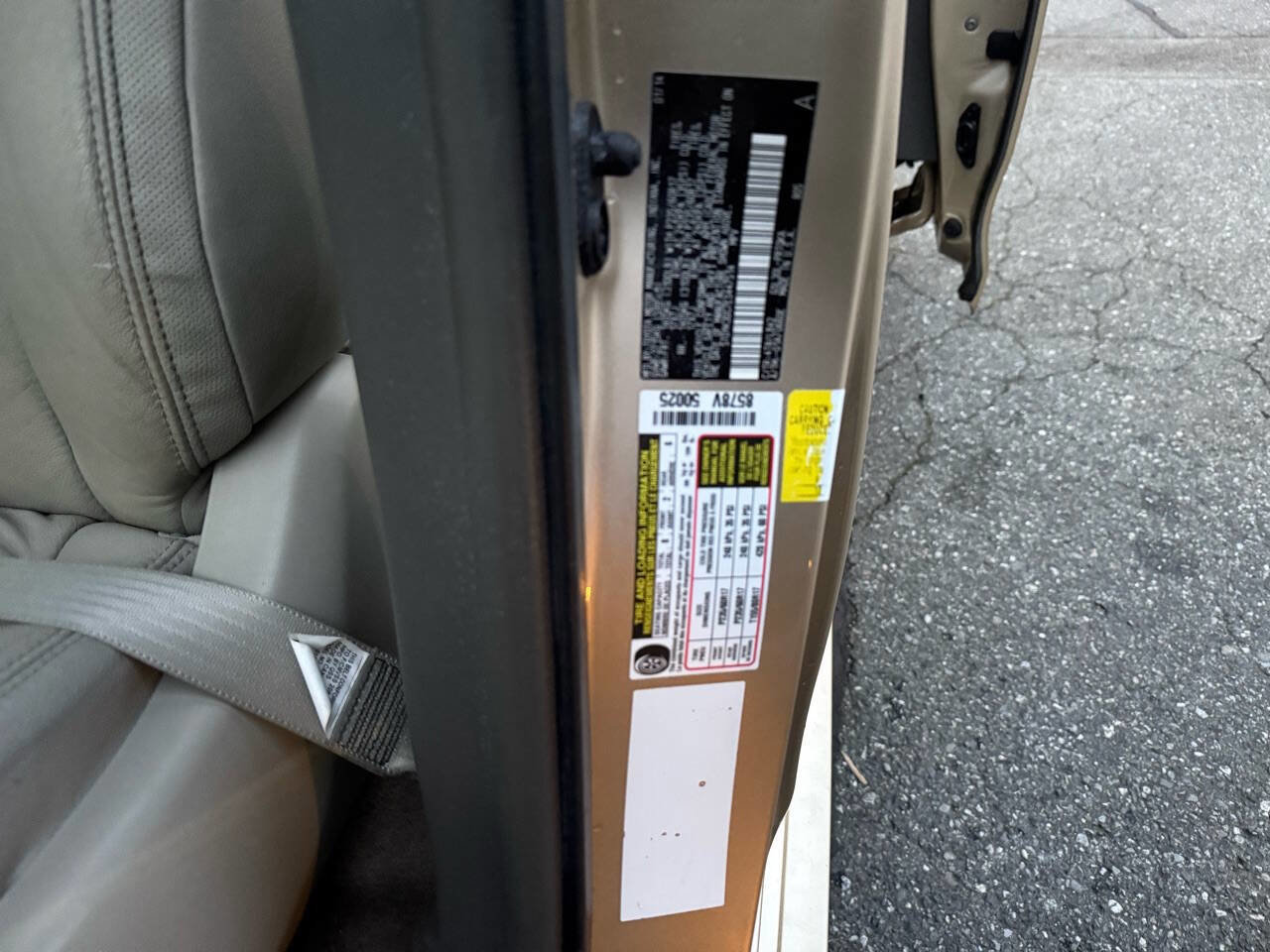 Used 2014 Toyota Sienna XLE FWD image 44
