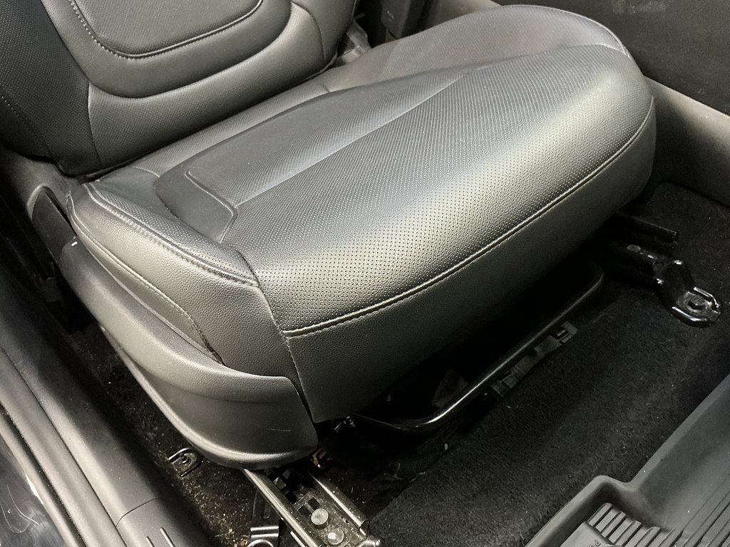 Used 2024 Hyundai Santa Cruz Night AWD/4WD image 34