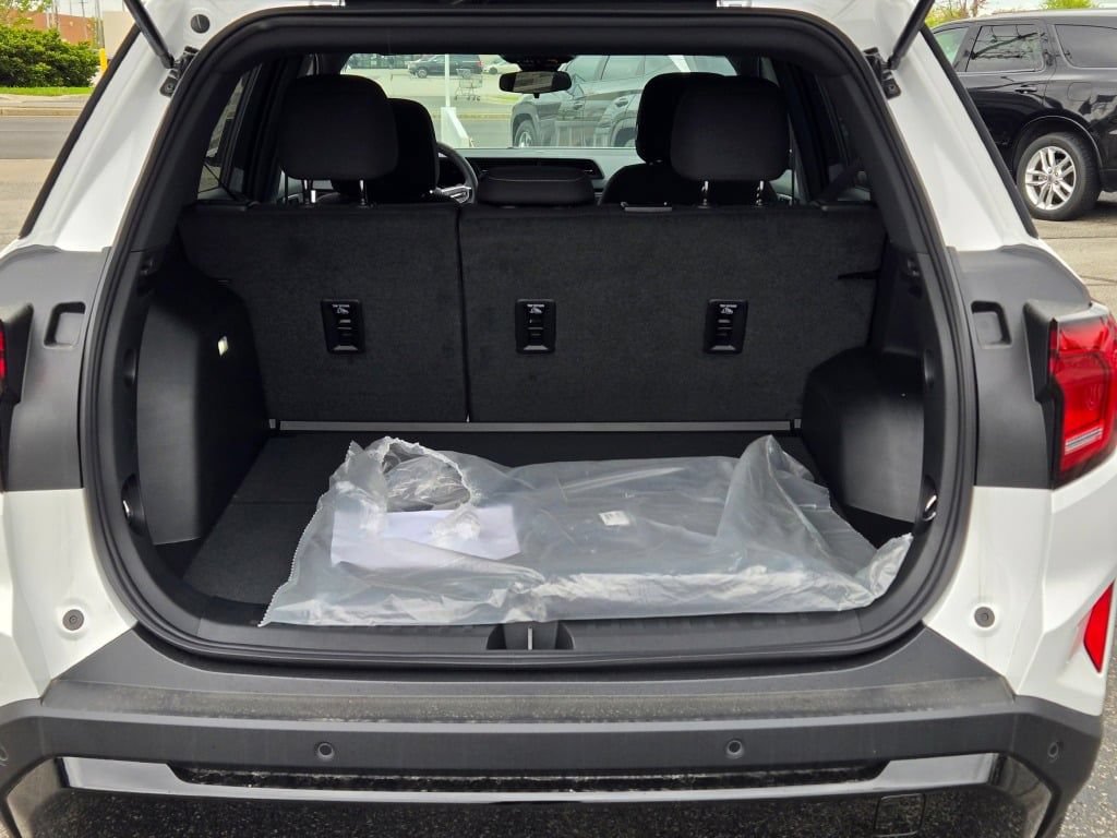 New 2026 GMC Terrain Elevation w/ Black Edition AWD/4WD image 24