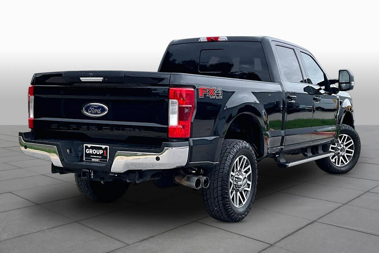 Used 2017 Ford F250 Lariat w/ Lariat Value Package image 13