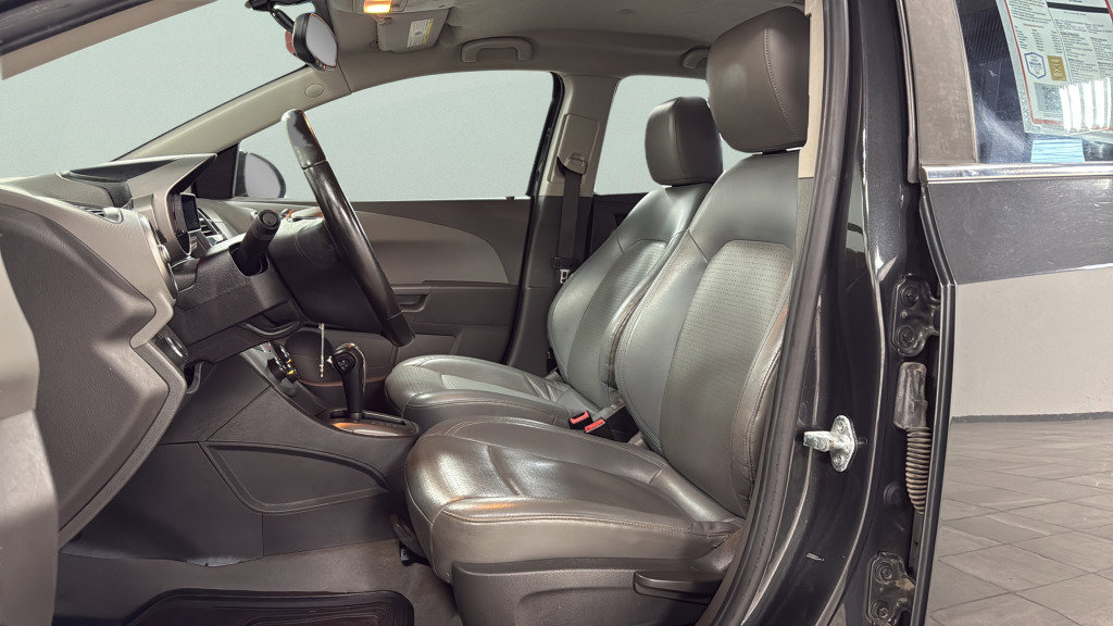 Used 2015 Chevrolet Sonic LTZ image 16