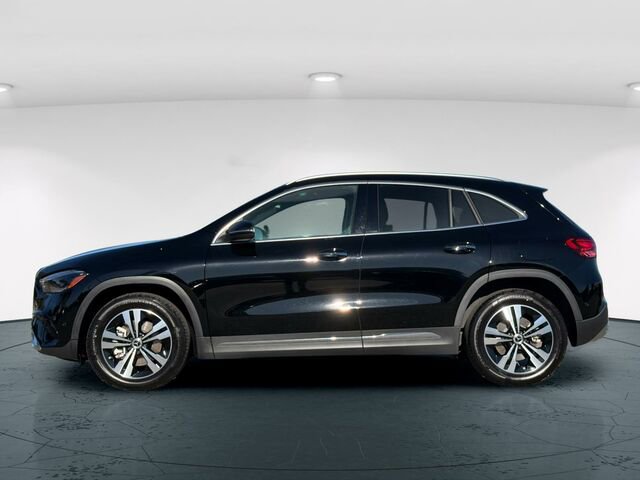 Certified 2025 Mercedes-Benz GLA 250 4MATIC image 4