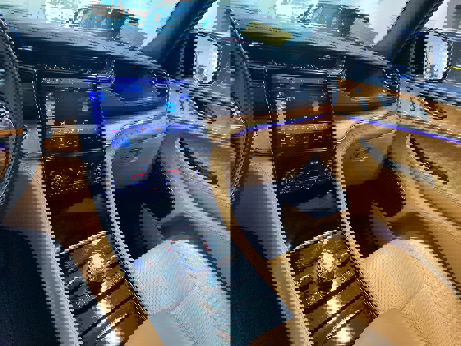 Used 2023 Jeep Grand Cherokee L Summit image 14