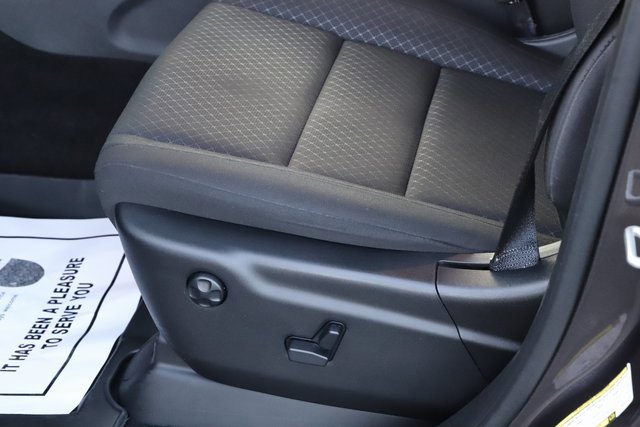 Used 2021 Jeep Grand Cherokee Laredo image 15