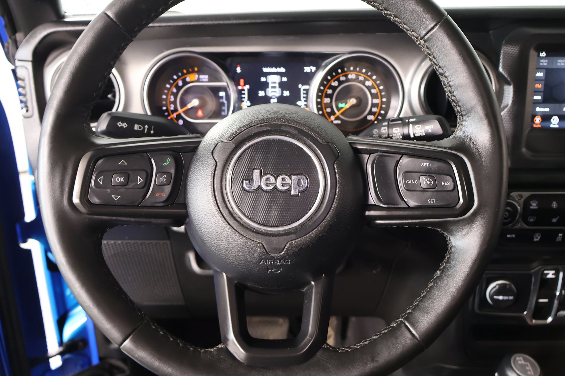 Used 2023 Jeep Wrangler Unlimited Sport AWD/4WD image 3