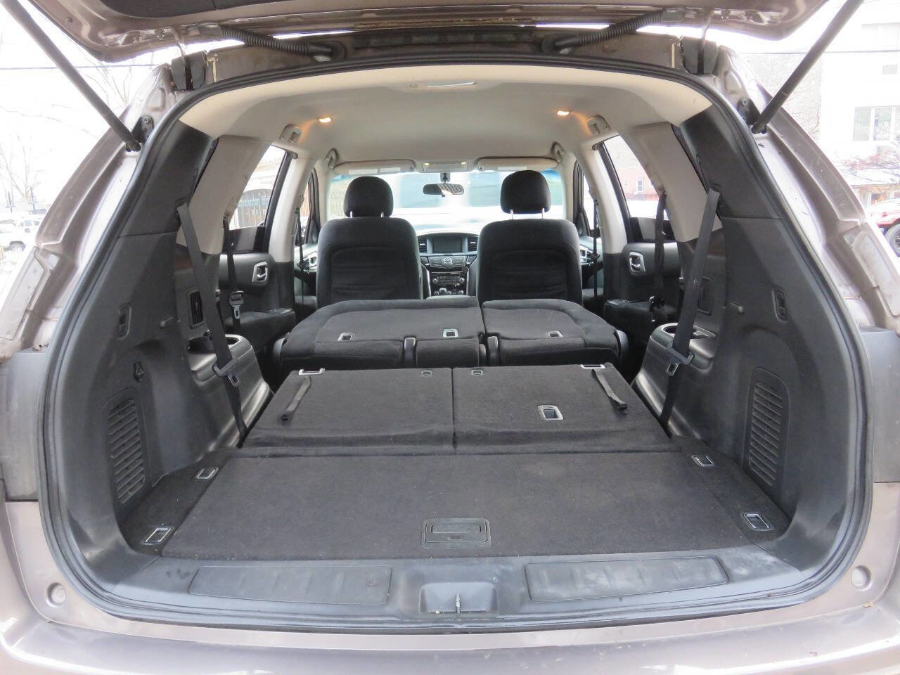 Used 2013 Nissan Pathfinder SV image 24
