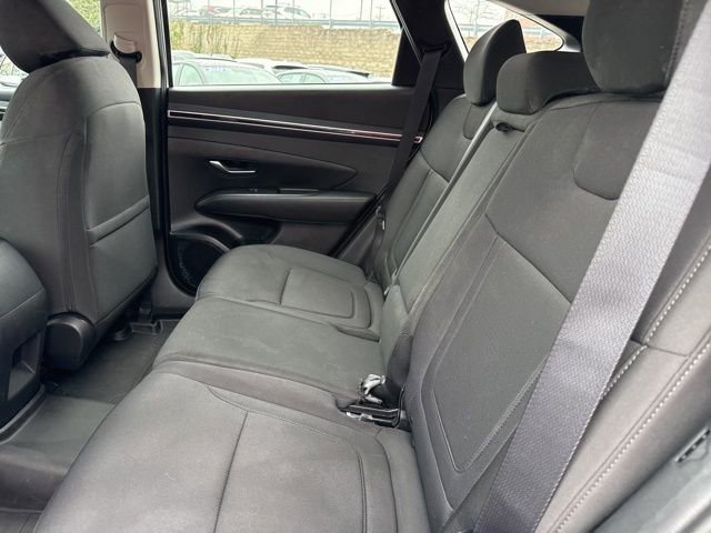 Used 2022 Hyundai Tucson SE image 16