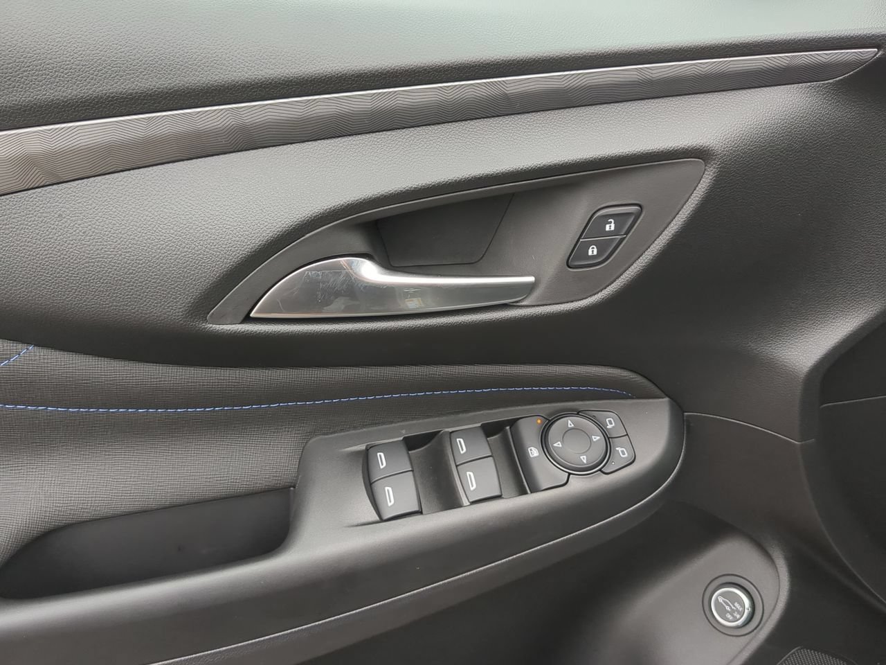 New 2026 Buick Envista Sport Touring w/ Convenience I Package FWD image 24