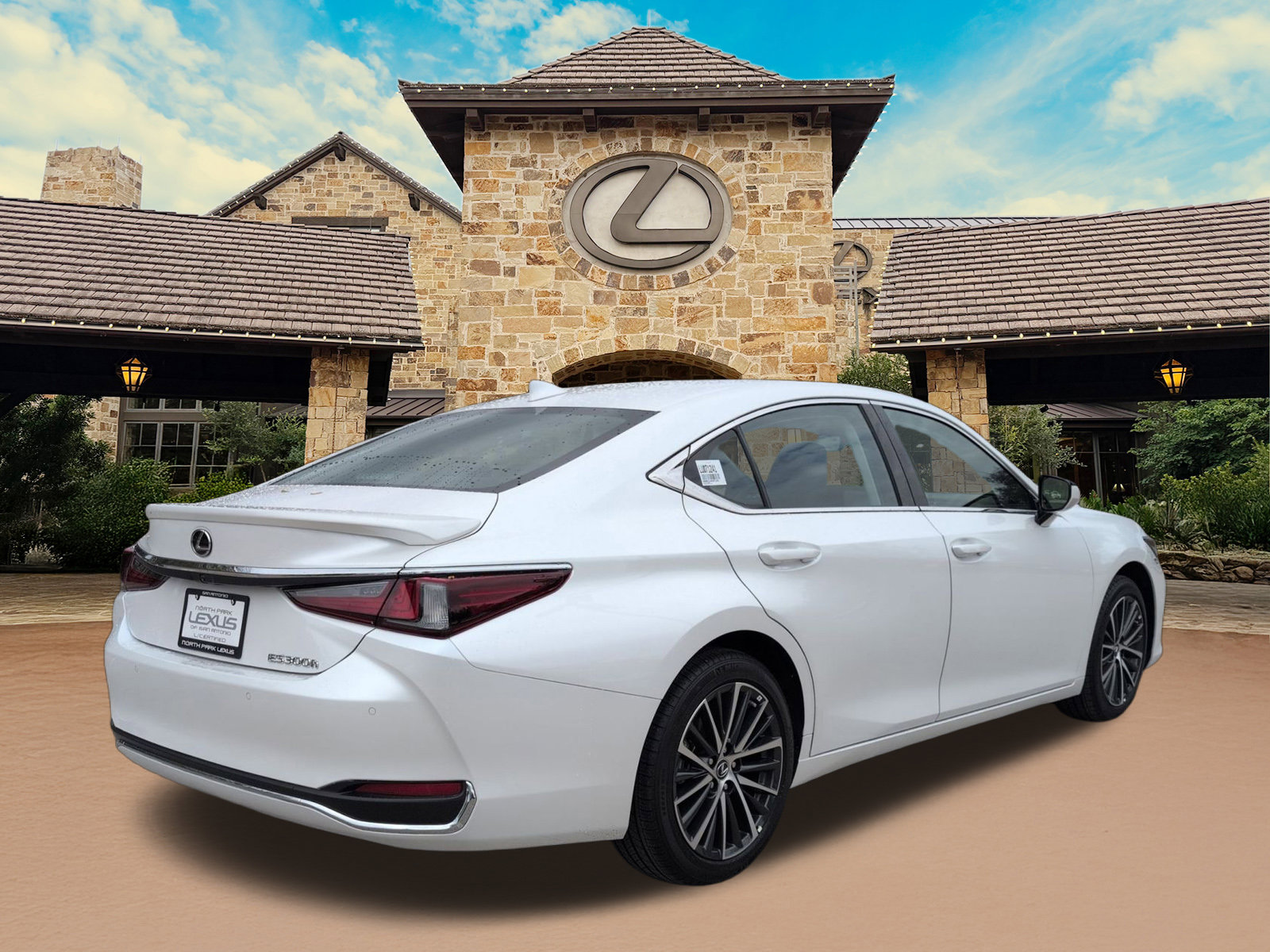 Certified 2025 Lexus ES 300h image 2