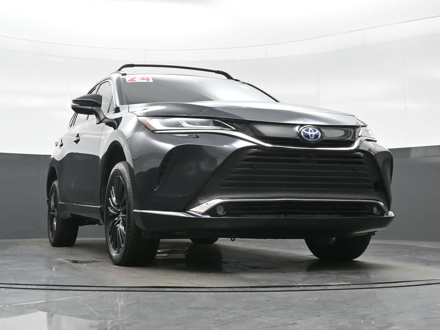 Used 2024 Toyota Venza Nightshade AWD/4WD image 26
