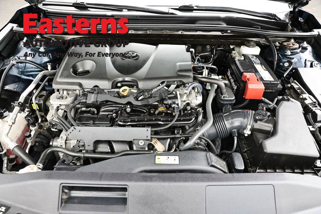 Used 2021 Toyota Camry SE image 7