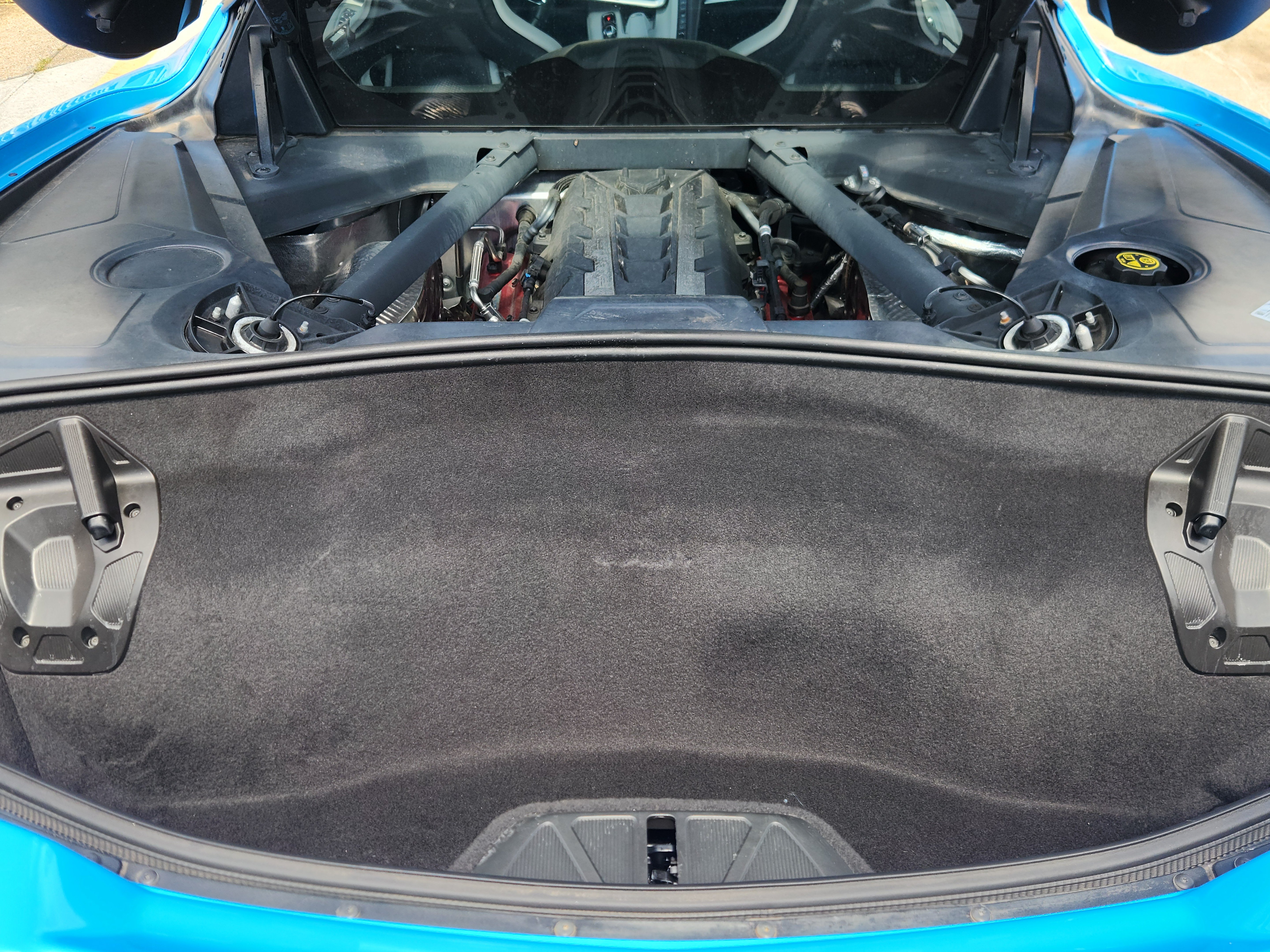 Used 2023 Chevrolet Corvette Stingray Preferred Cpe w/ Z51 Performance Package RWD image 21