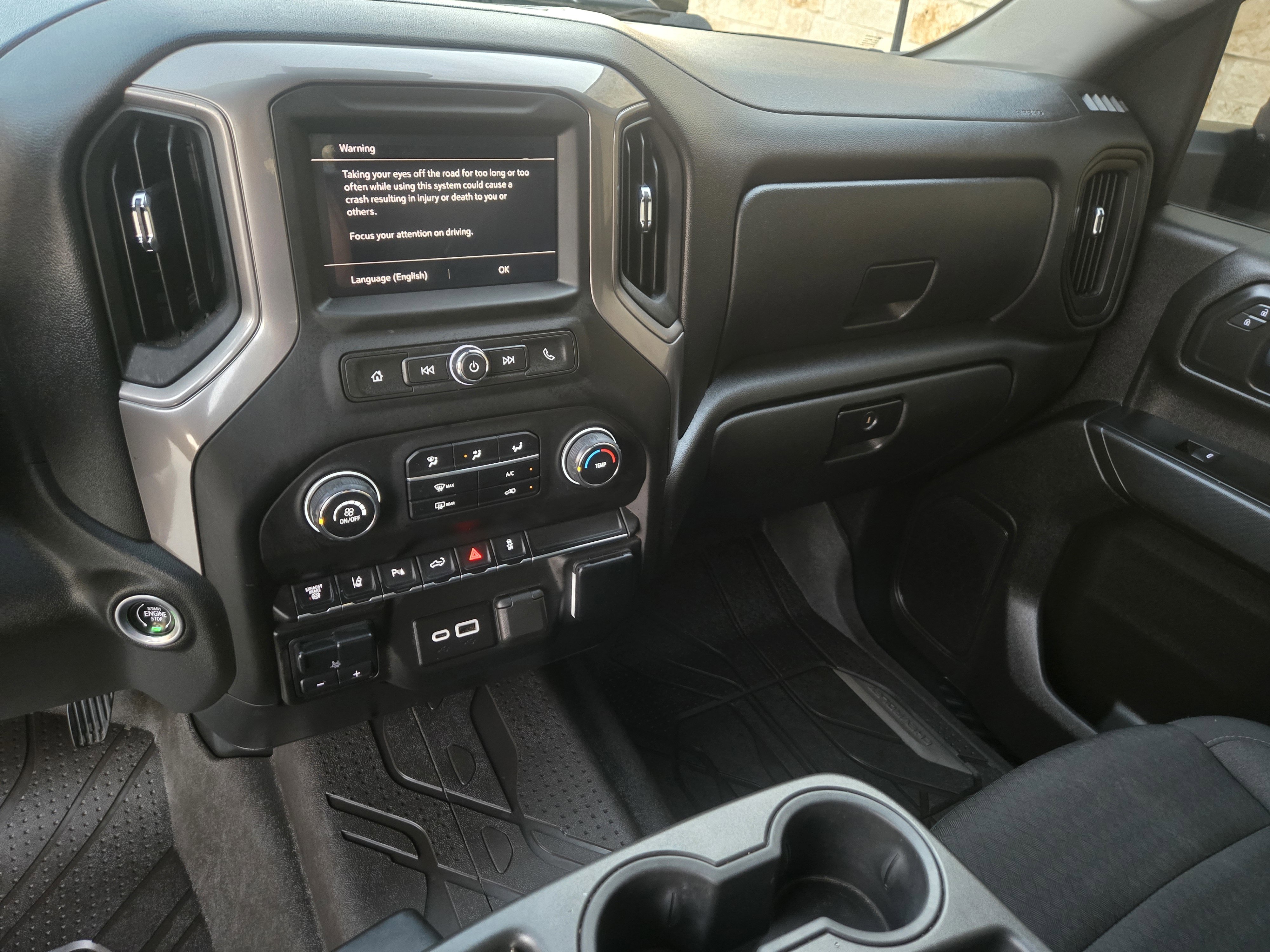 Used 2024 Chevrolet Silverado 2500 Custom w/ Custom Value Package image 13