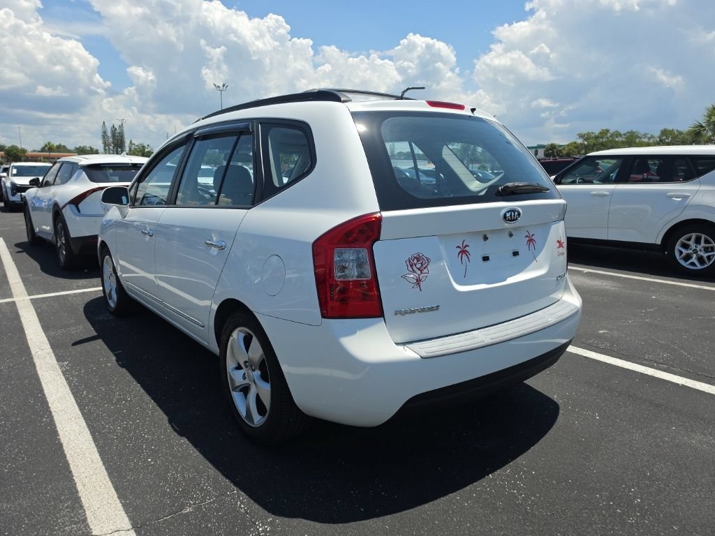 Used 2008 Kia Rondo EX FWD image 11
